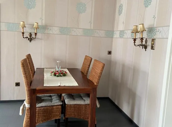 & Senftner Nyaraló *