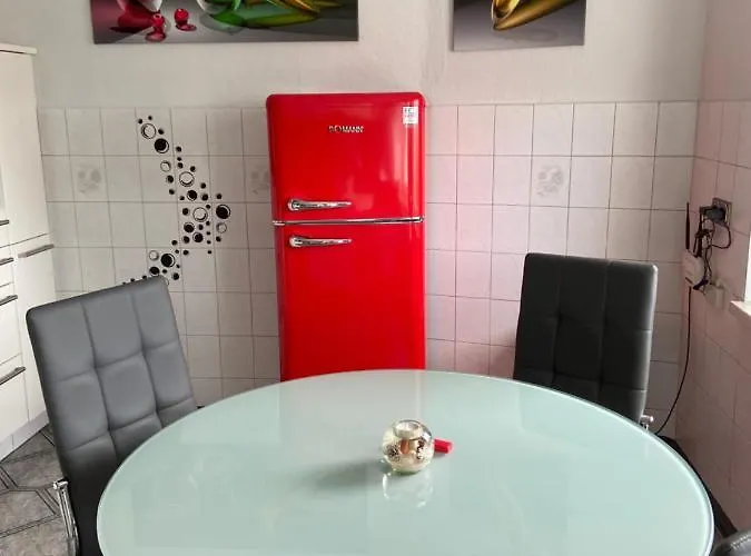 Nyaraló & Senftner Thale