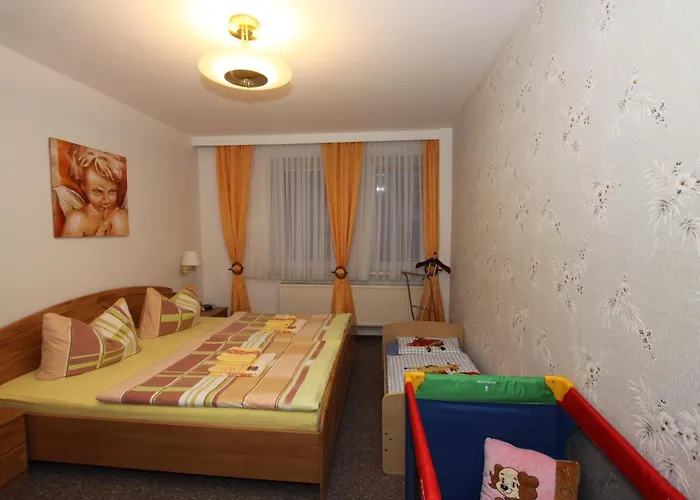 Nyaraló & Senftner Thale