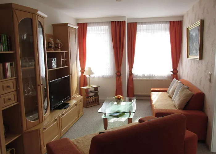 Nyaraló & Senftner Thale